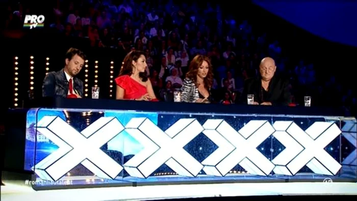 Mihaela Rădulescu a fost criticată din toate părţile, la &quot;Românii au talent&quot; 