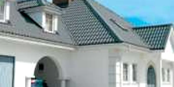 Sisteme pluviale integrate sau montate de tinichigii?