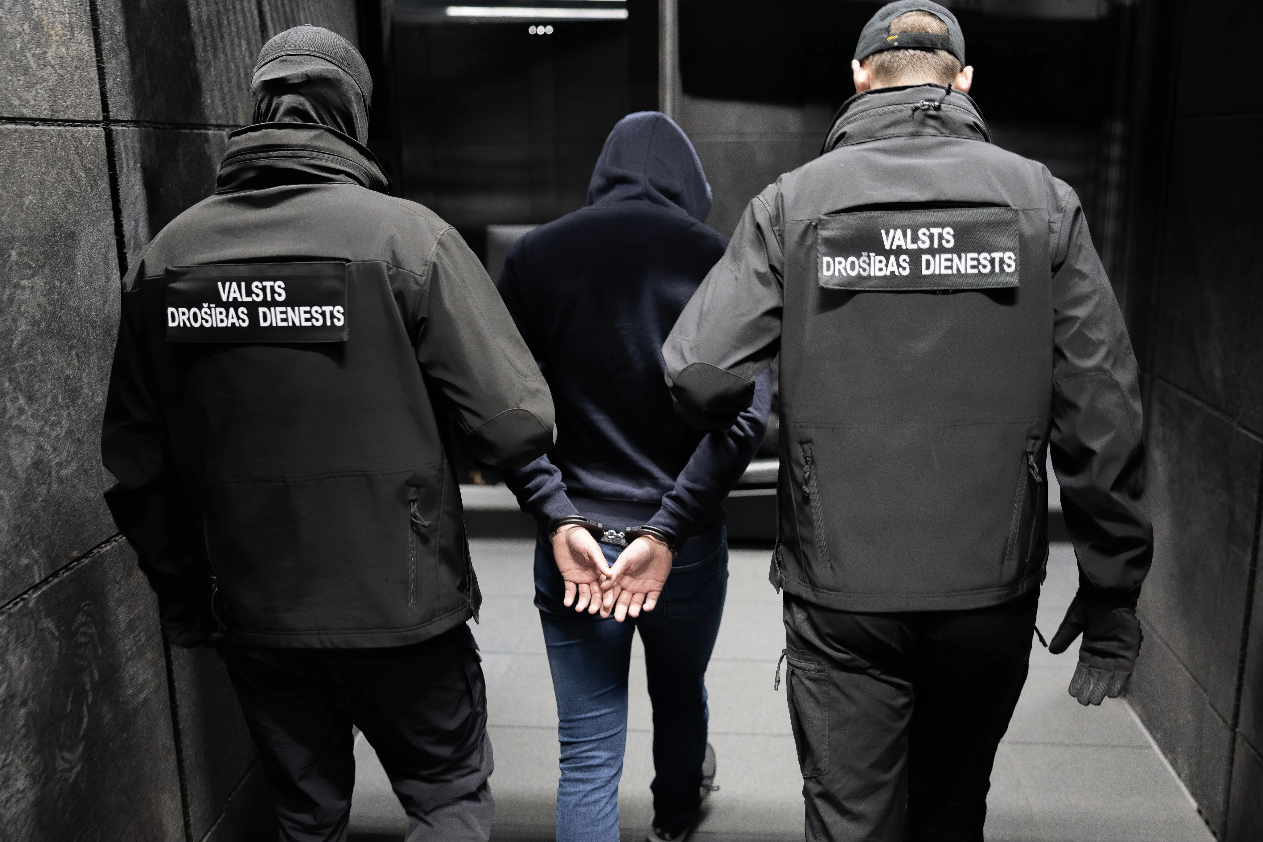 Letonia, sub presiune: o rețea pro-rusă pregătea incendieri ale obiectivelor de apărare