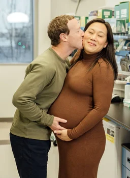 Mark Zuckerberg si Priscilla Chan la al treilea copil jpg