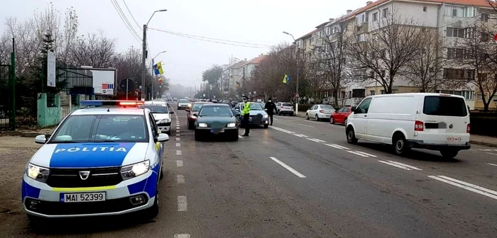 Poliţia anunţă controale intense în minicanaţa de 1 Decembrie FOTO IPJ Ialomiţa