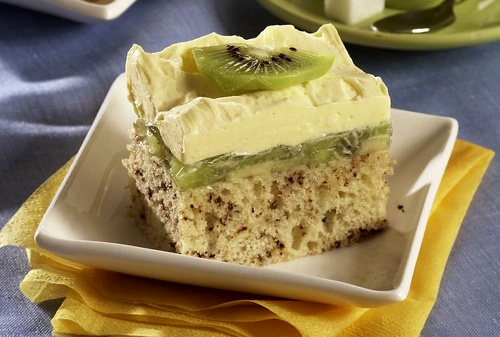 prajitura cu crema si kiwi jpeg