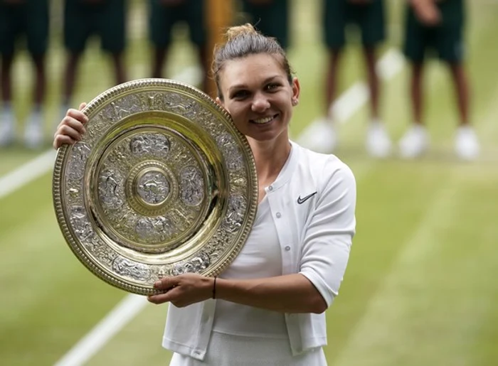 Simona este prima româncă învingătoare la WimbledonFOTO: EPA