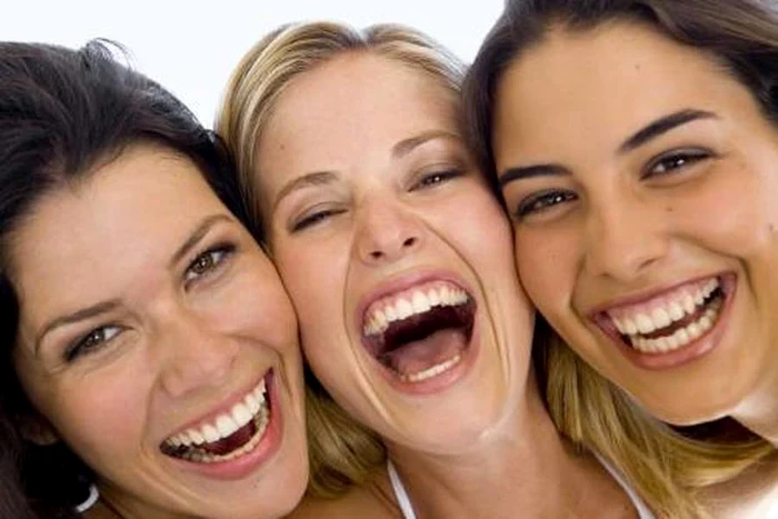 
    Prietenii ne pot schimba destinul în bine!  