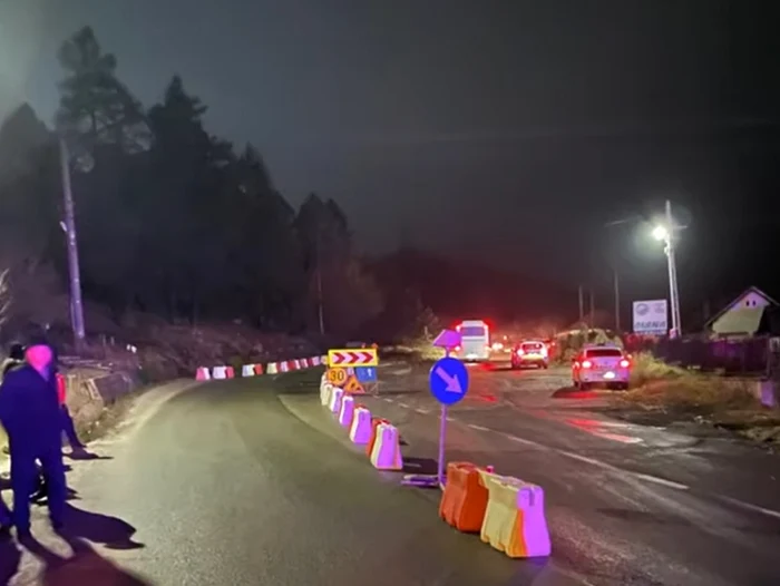 DN67 nereparat în zona Horezu Vâlcea după opt luni de la o alunecare de teren Foto Daciana Stoica