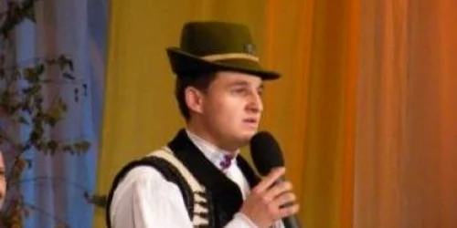 Anul trecut, marele premiu şi trofeul  „Maria Lătăreţu“ a fost oferit solistului vocal Bogdan Toma din Hunedoara