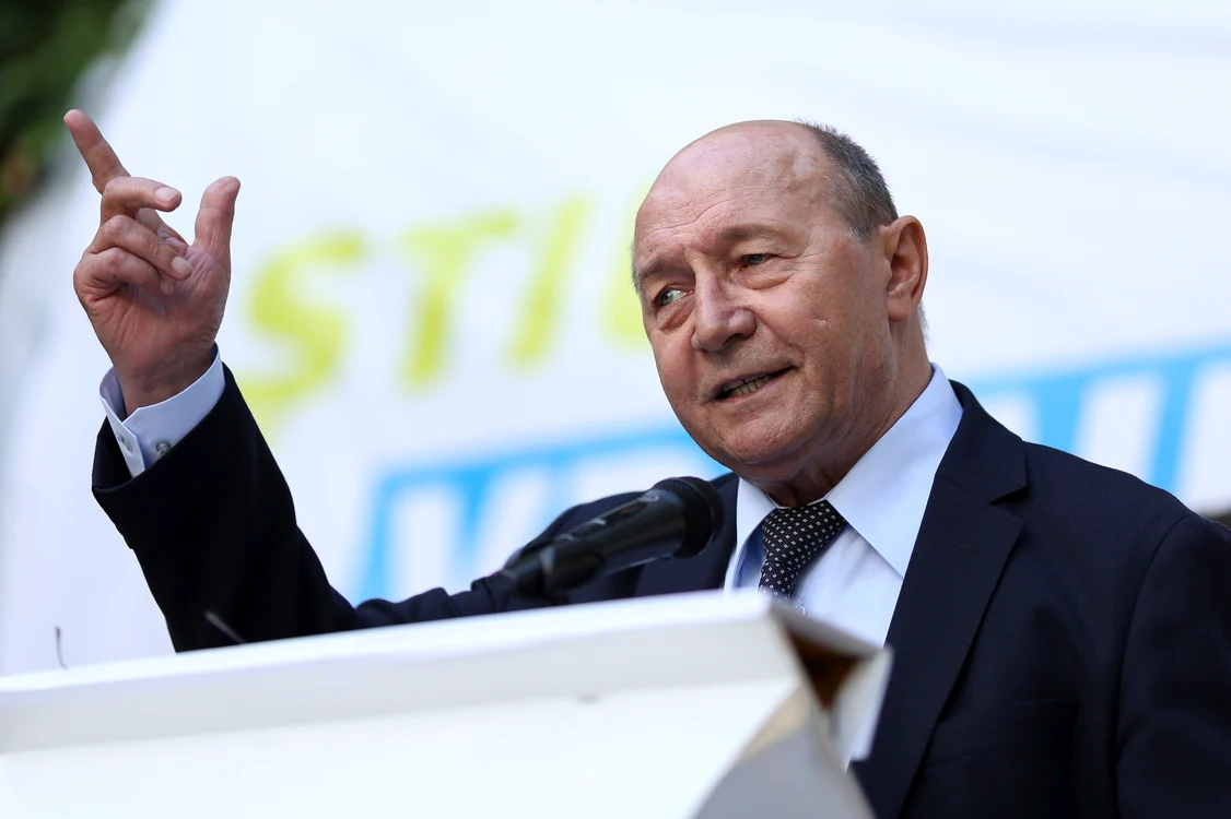 Pe primul loc în sondaj se află Băsescu. FOTO: arhivă