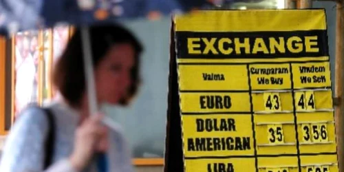 Situaţia precară a economiei autohtone este o cauză a deprecierii leului