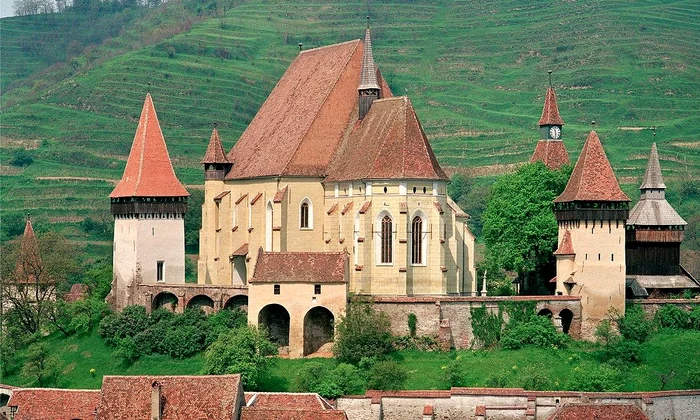 Cetatea Biertan jpg