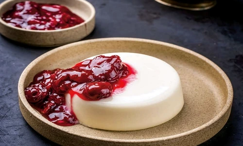 panna cota cu dulceata jpg