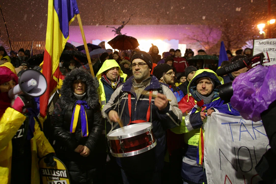 Protestatarii au îndurat frigul și ninsoarea