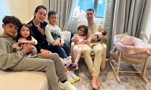 Cristiano Ronaldo cu fetița bolnavă  sursa   Instagram jpg