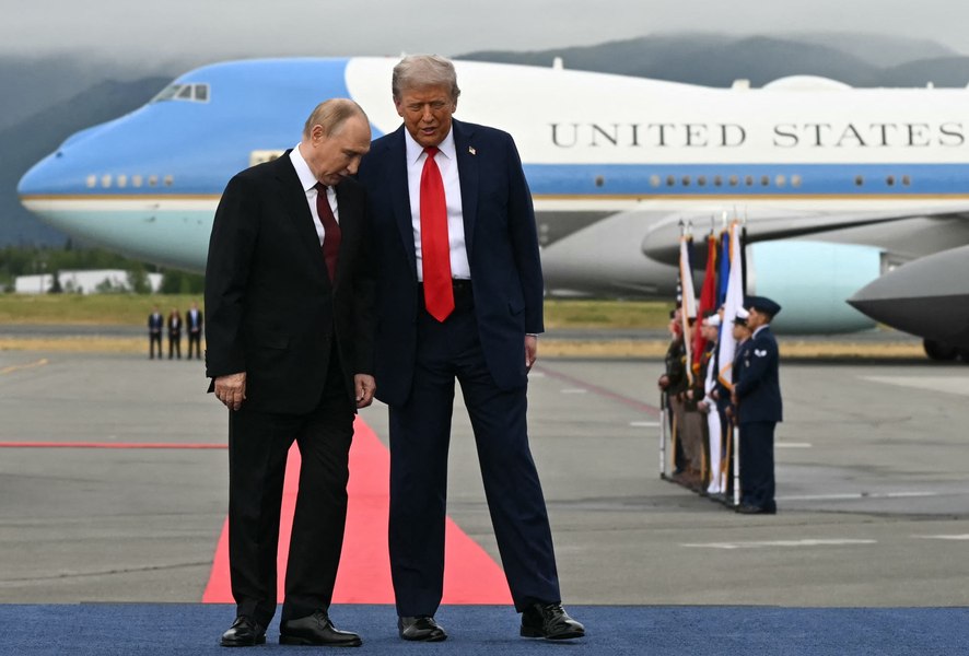 Trump a fost păcălit din nou. Putin nu poate ajunge la Budapesta