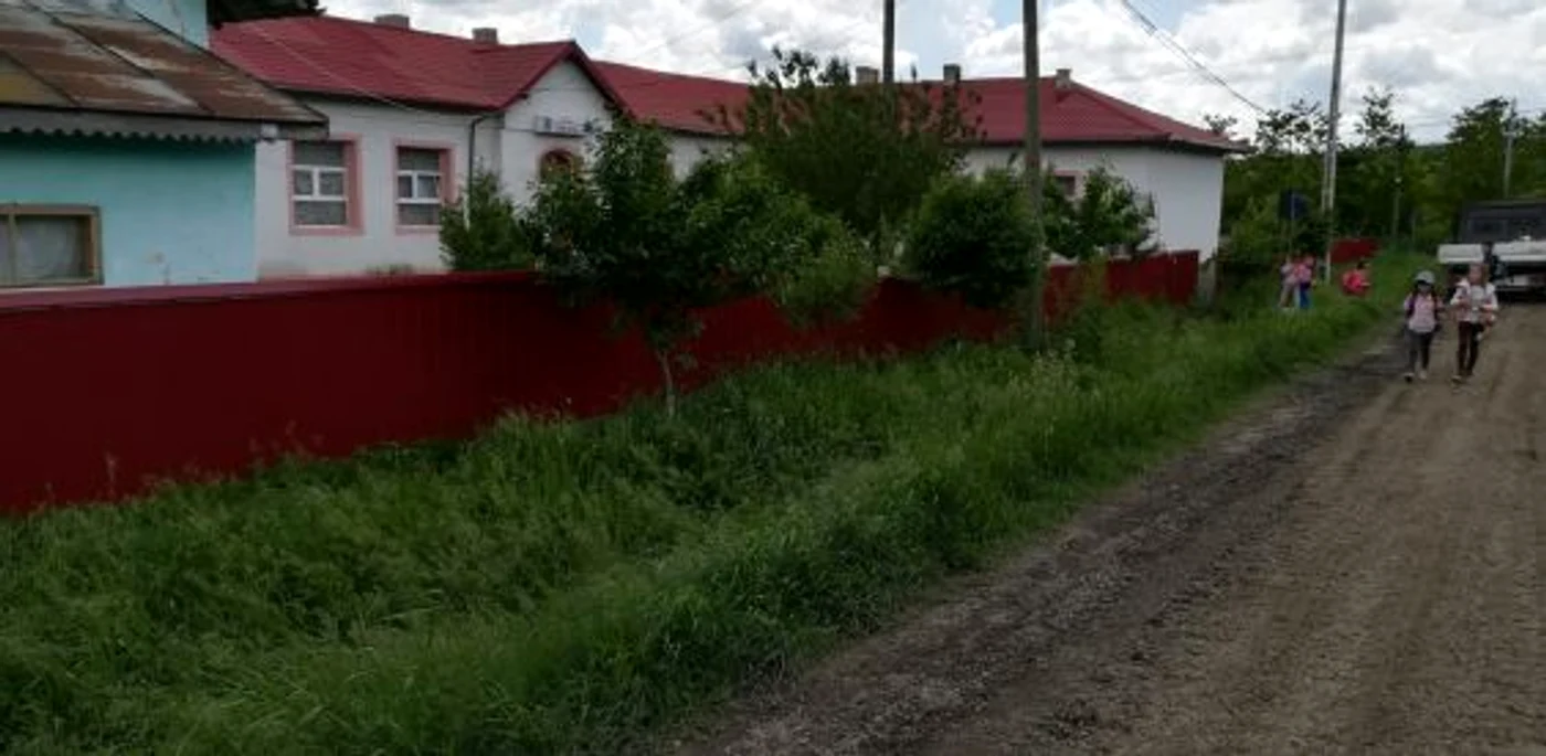 Şcoala Hulub reabilitată în comuna Dângeni FOTO Cosmin Zamfirache