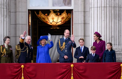 Regele Charles, Regina Camilla, Prințul William, Kate Middleton și alți membrii ai familiei regale