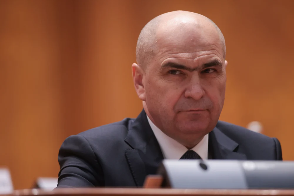 Bolojan vrea pensionarea la 65 de ani pentru toți. Ce spune despre ajutoarele de șomaj