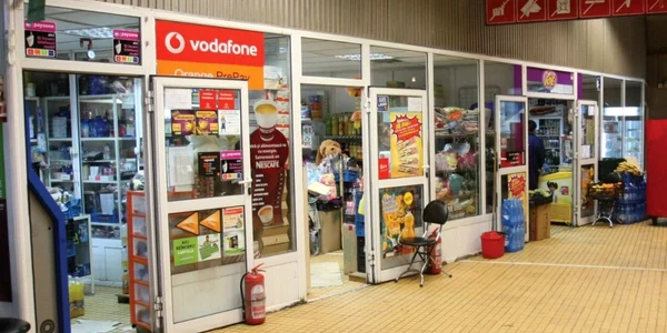 Spatii comerciale metrou - magazine FOTO Adevărul 
