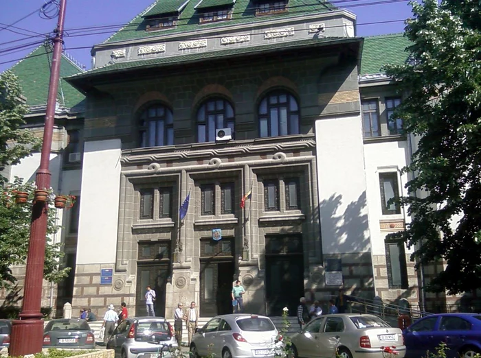 Judecătoria Buzău funcționează acum sub același acoperiș cu Tribunalul Buzău (foto: sansanews.ro)