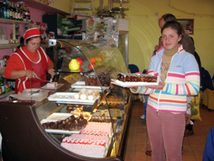 Reşiţa: Tortul de cofetărie bate prăjitura de casă