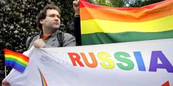 Un membru al comunităţii de homosexuali din Rusia - fotot: AFP