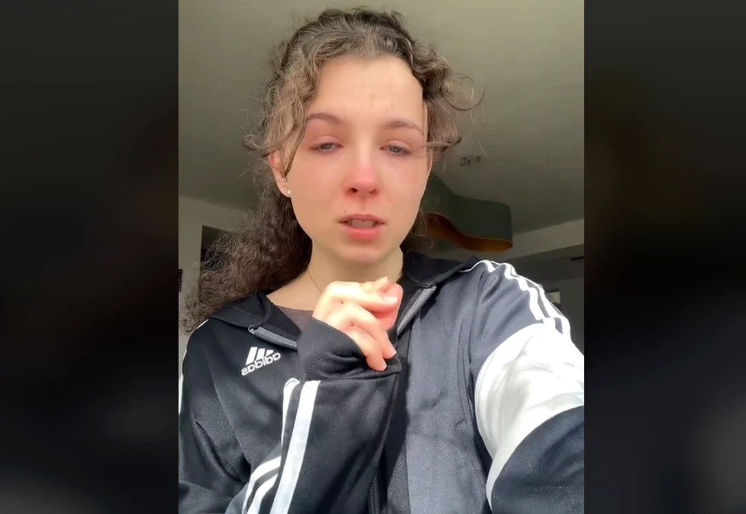 Tânăra a povestit experiența sa. FOTO Captură TikTok thought.daughter.mara.