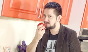 2 bd dum 1 strunila jpeg