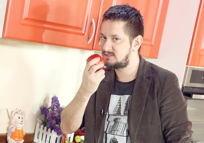 Actorul se declară a fi un om normal, cu probleme şi greutăţi