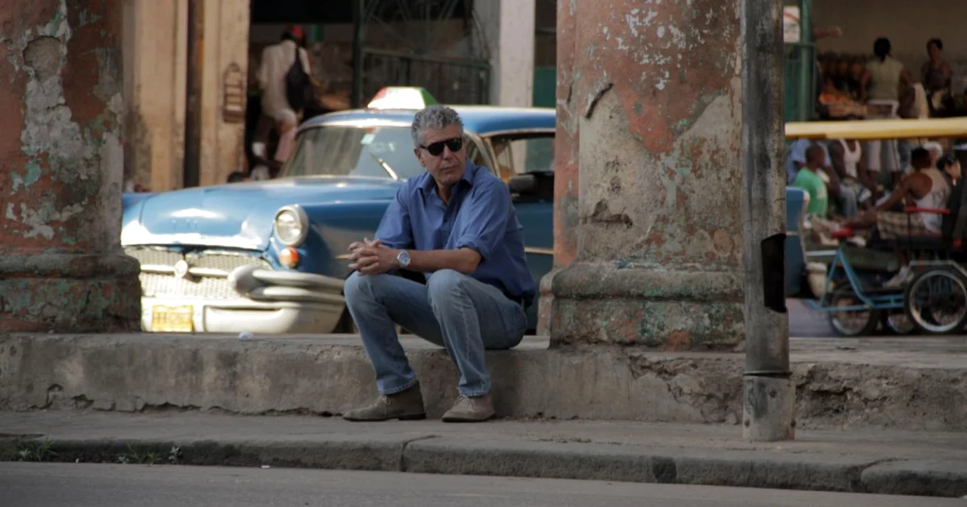 Anthony Bourdain, într-una dintre călătoriile sale culinare FOTO Arhivă personală/Facebook