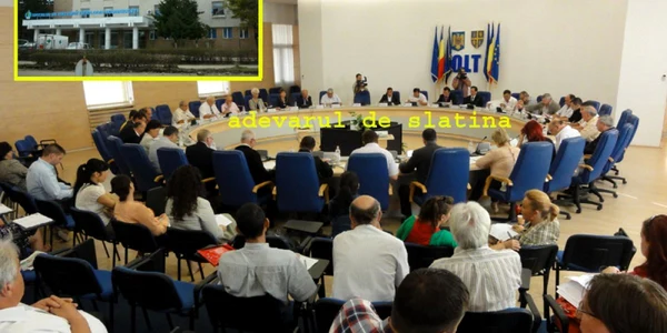 Consilierii olteni au aprobat desfiinţarea Spitalului TBC din Scorniceşti (foto medalion) şi reorganizarea sa ca secţie externă a Spitalului Judeţean Slatina