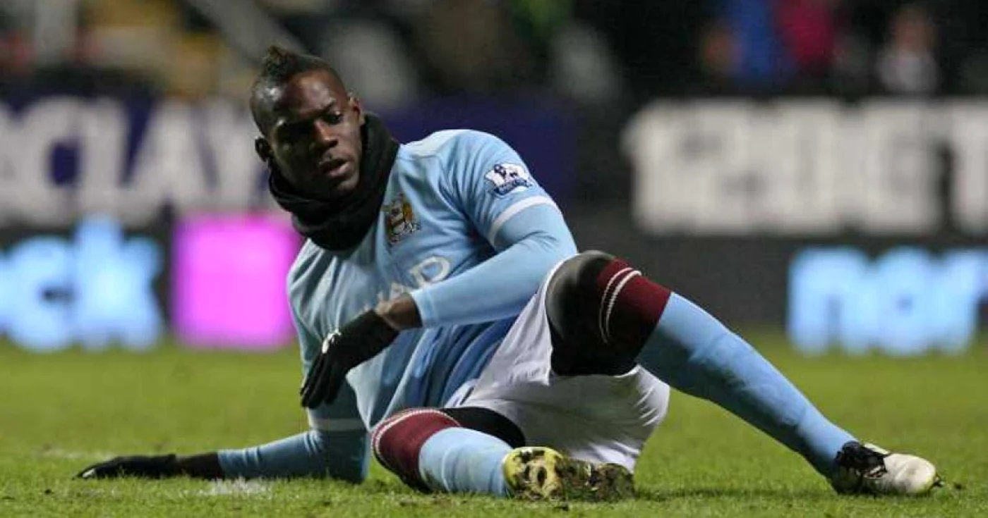 Mario Balotelli este cu moralul la pământ de când a ajuns în Anglia