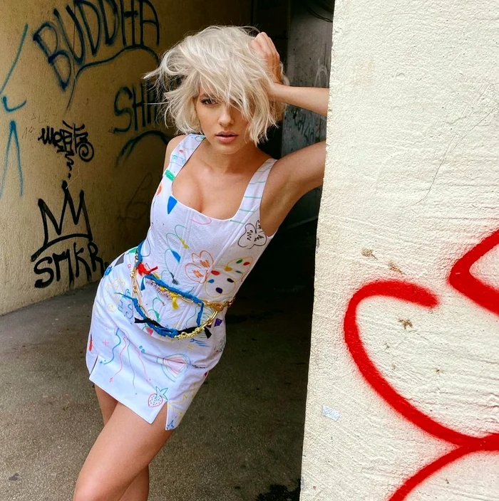 1 lidia buble sexy 1 jpg jpeg