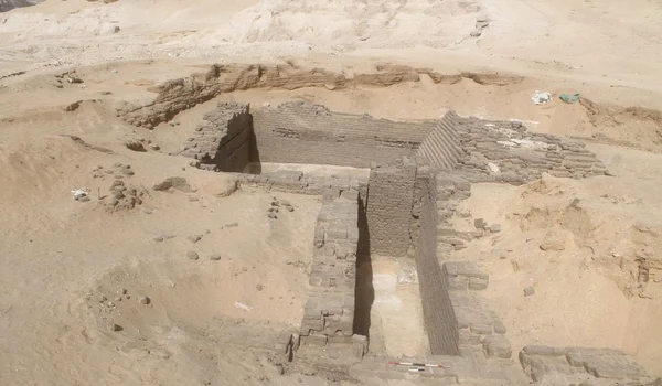 Descoperiri arheologice pe platoul Jabal al-Tayr din Egipt (© Facebook / Ministry of Tourism and Antiquities)