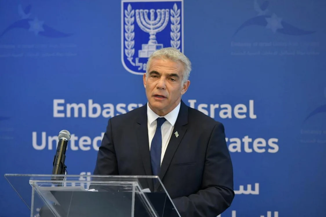 Yair Lapid luând cuvântul cu prilejul inaugurării Ambasadei Israelului la Abu Dhabi FOTO EPAE-EFE