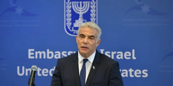 Yair Lapid luand cuvantul la inaugurarea ambasadei Israelului la Abu Dhabi FOTO EPAE-EFE