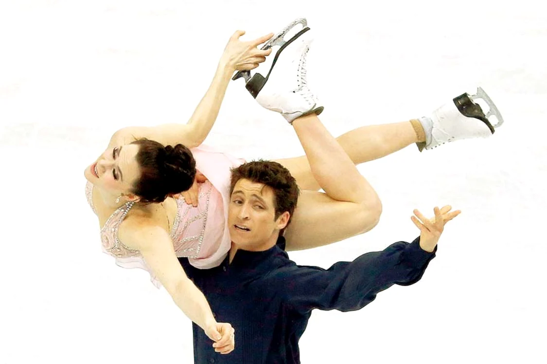 
    Scott Moir şi Tessa  Virtue, în timpul  programului liber (Fotografii: Reuters)  