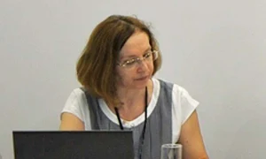 Click! a vorbit cu decanul Facultăţii de Biologie, Carmen Postolache, la care  Tobi Ibitoye, finalistul de la «Vocea României», nu a reuşit să şi ia licenţa jpeg