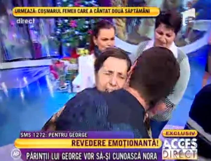 George şi-a revăzut familia din România, după ce a sosit în ţară chiar de Ziua Naţională (captură Antena 1)