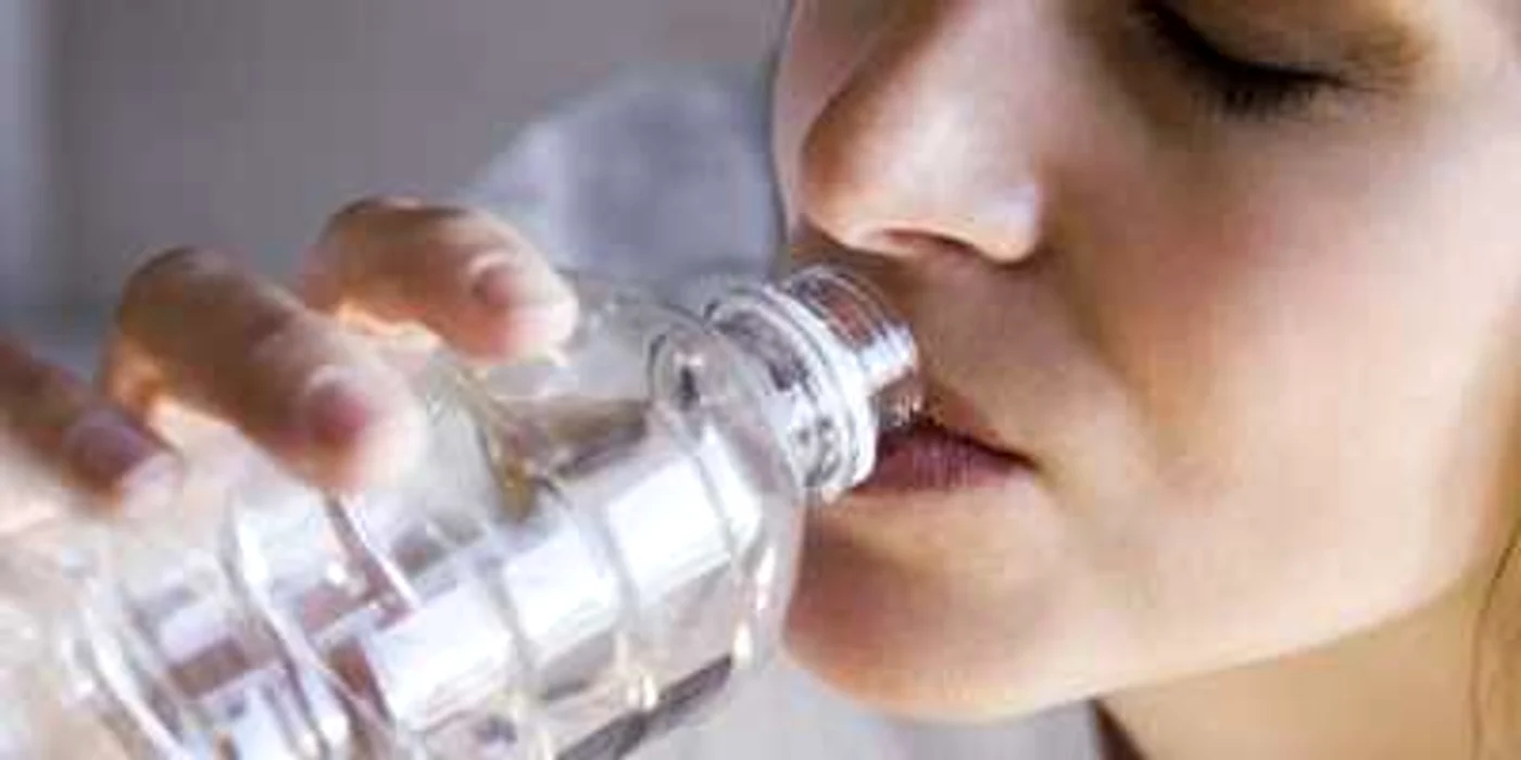 Setea este un mecanism vital prin care corpul ne cere să înlocuim lichidele pierdute Foto www.health.com