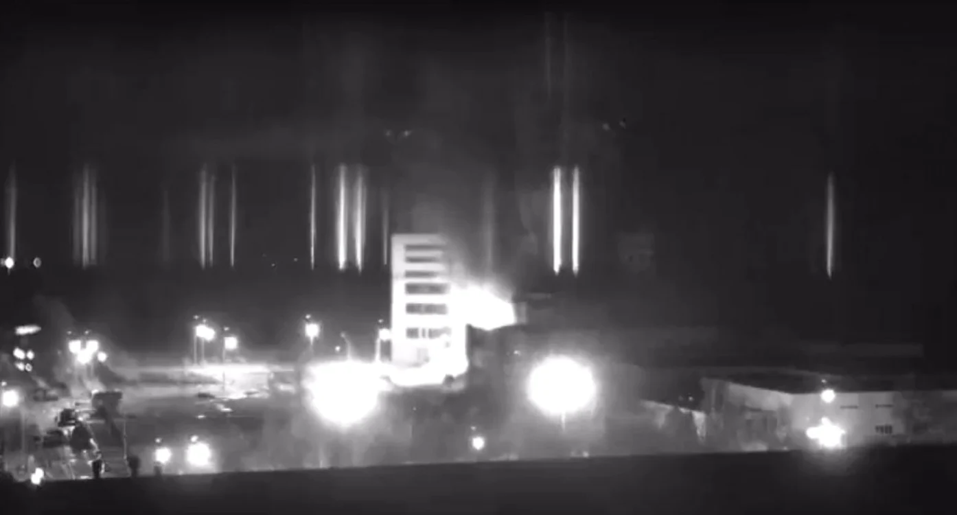 Bombardamente la centrala nucleară de la Japorojie