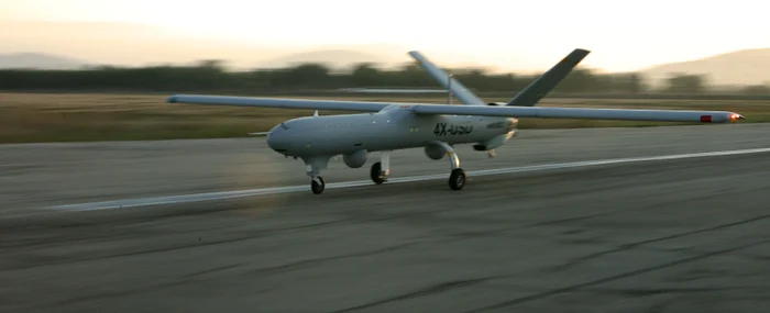 Dronă militară model Elbit Hermes 450