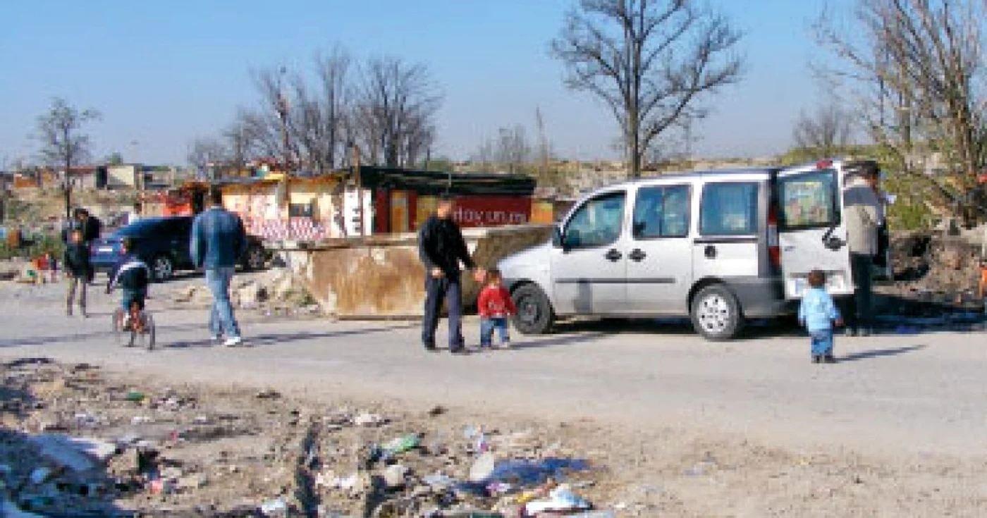 Românii din Cañada Real, personaje de carte