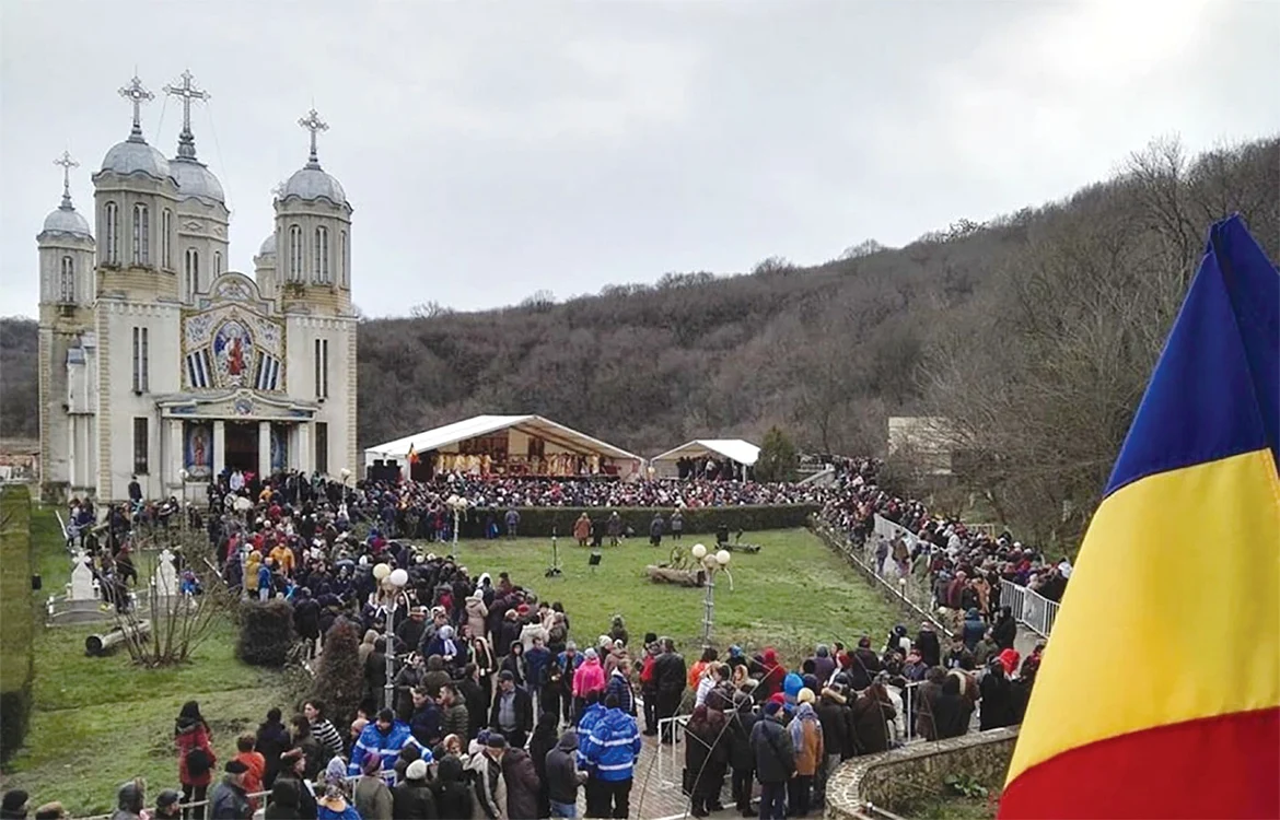 FOTO: Arhiepiscopia Tomisului