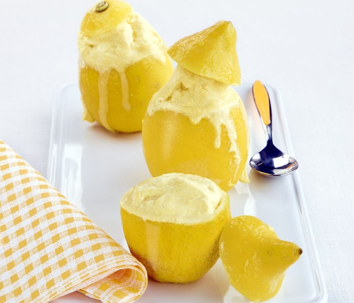 Cum prepari cea mai cremoasă înghețată cu aromă de lămâie. Rețeta pas cu pas pentru un desert simplu și răcoritor