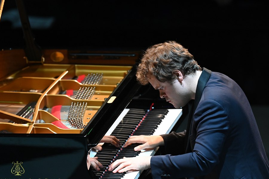 BBC Prom 3 - Benjamin Grosvenor,  recital de pian la Royal Albert Hall 