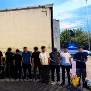 Șofer turc, arestat preventiv după ce a transportat 15 cetățeni străini jpeg