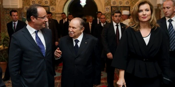 Hollande in Algeria