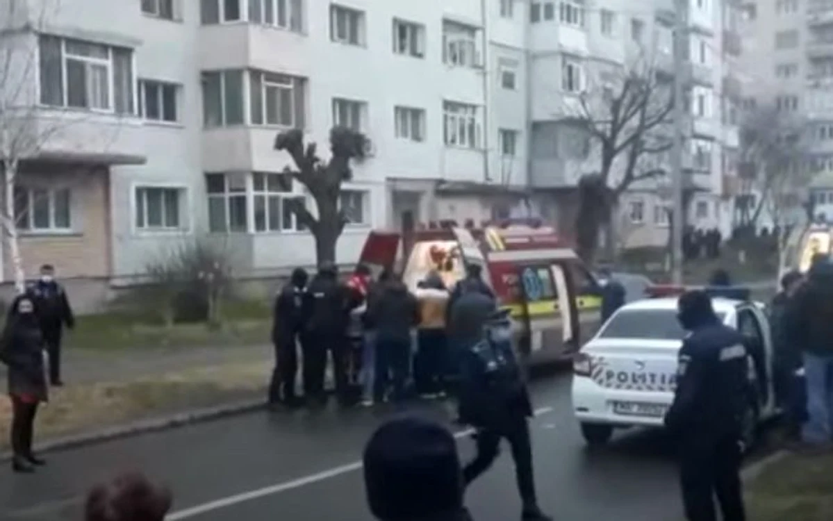 Vasul a fost atacat duminică seara