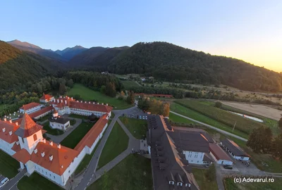Mănăstirea Sâmbăta de Sus Foto Daniel Guță, ADEVĂRUL jpg