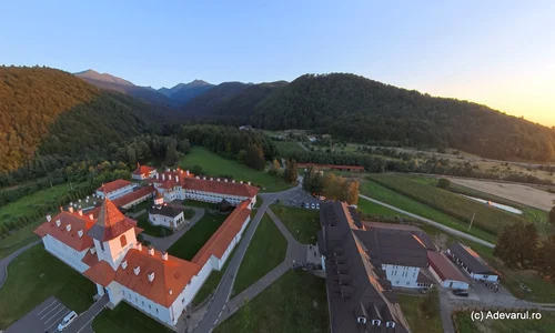 Mănăstirea Sâmbăta de Sus Foto Daniel Guță, ADEVĂRUL jpg