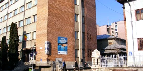 audieri la politia turnu severin in dosarul fraude la omniasig FOTO Corina Macavei 